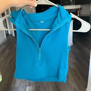 Cropped zip up blue top